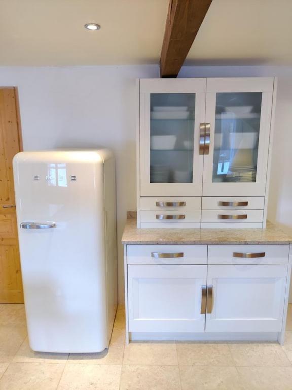 Spacious Ski Chalet In Traditional French Village, Sleeps 8, Four Star With Fibre Broadband Abondance Exterior photo
