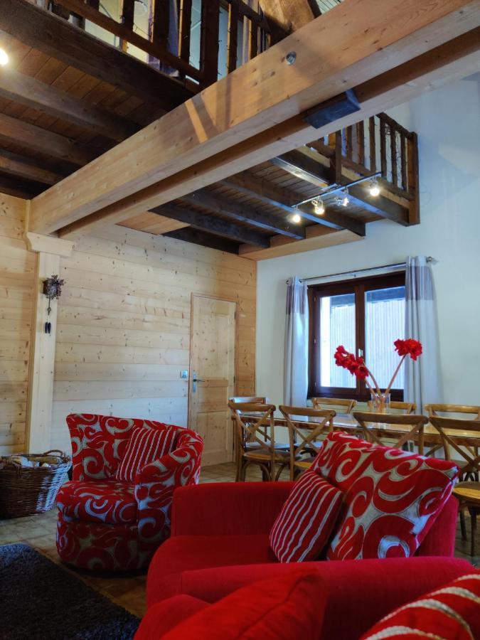 Spacious Ski Chalet In Traditional French Village, Sleeps 8, Four Star With Fibre Broadband Abondance Exterior photo