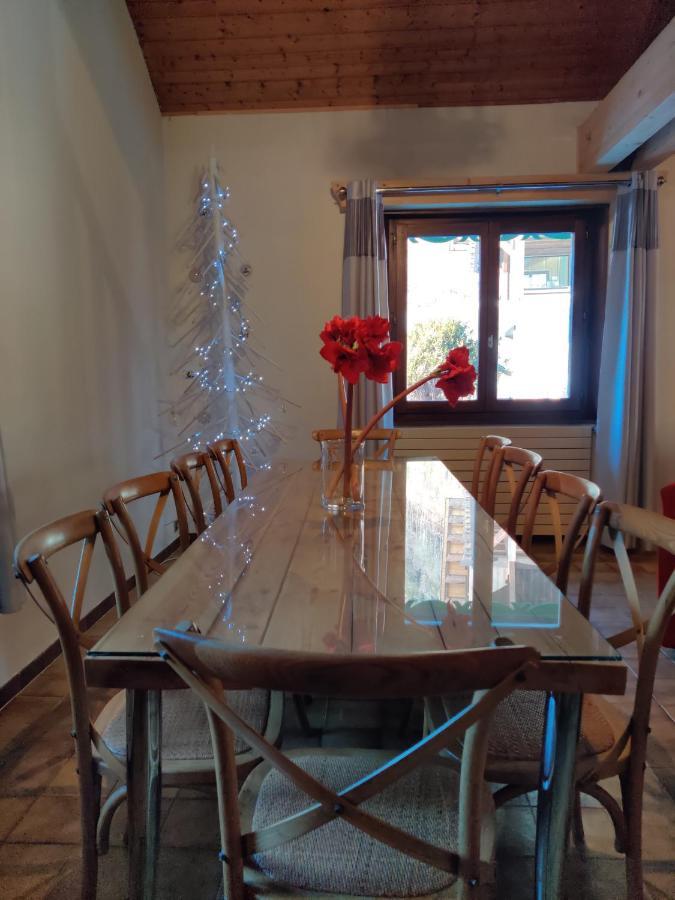 Spacious Ski Chalet In Traditional French Village, Sleeps 8, Four Star With Fibre Broadband Abondance Exterior photo